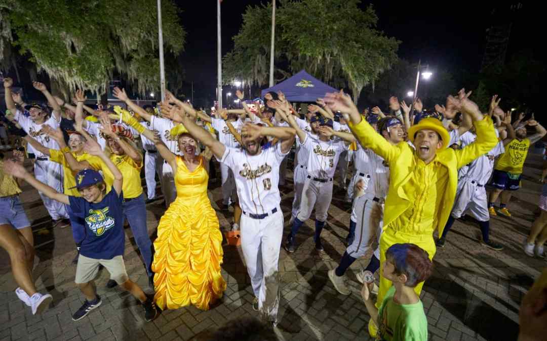 Weekly Recap: Bananas Bash the Bacon and Split with RedWolves
